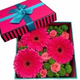 Цветы в коробке №11 (герберы, куст.розы, хризантемы)