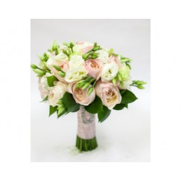 Букет невесты №7 (пионовидные розы, эустома, зелень, декор)